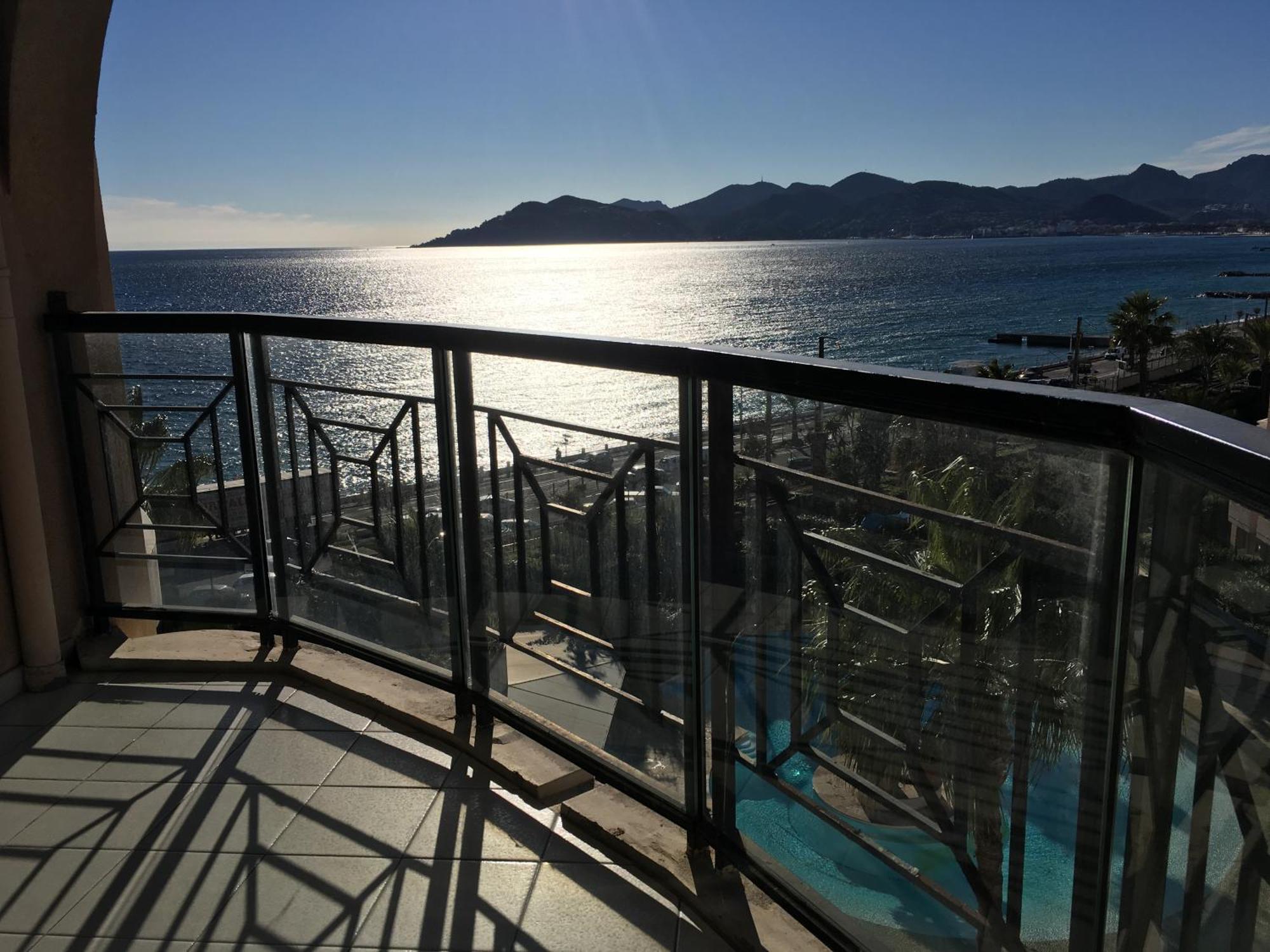 Cannes Apartment With Sea View, Aircondition And Parking ภายนอก รูปภาพ